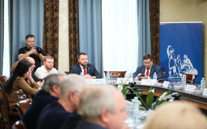 Виталий Бегеза обратился к органам государственной, законодательной, судебной власти и экспертному сообществу России
