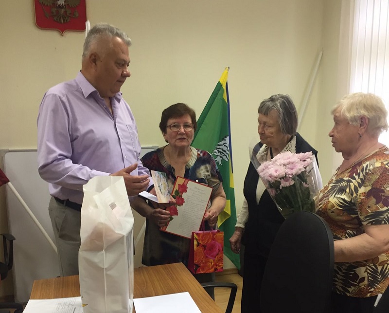 В Рублёво поздравили старейших жителей посёлка с 90-летием