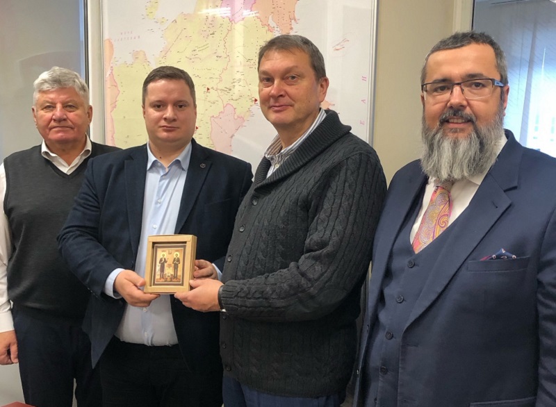 Путешествие икон святых юристов от Владивостока до Москвы (первый этап проекта Правовоз)