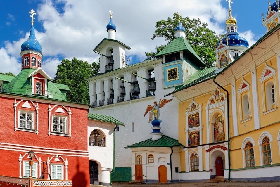 Культурное наследие России. Свято-Успенский Псково-Печерский монастырь