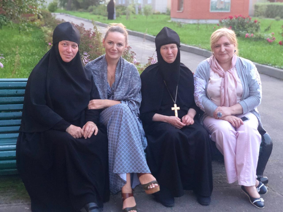 Возрождение женского общественного движения